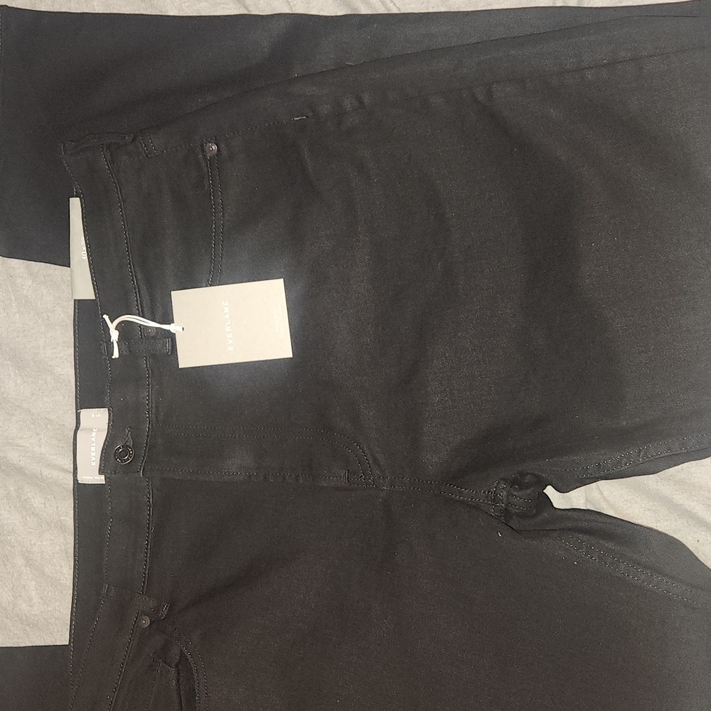 NWT-Everlane Black Straight Denim Size 40x32